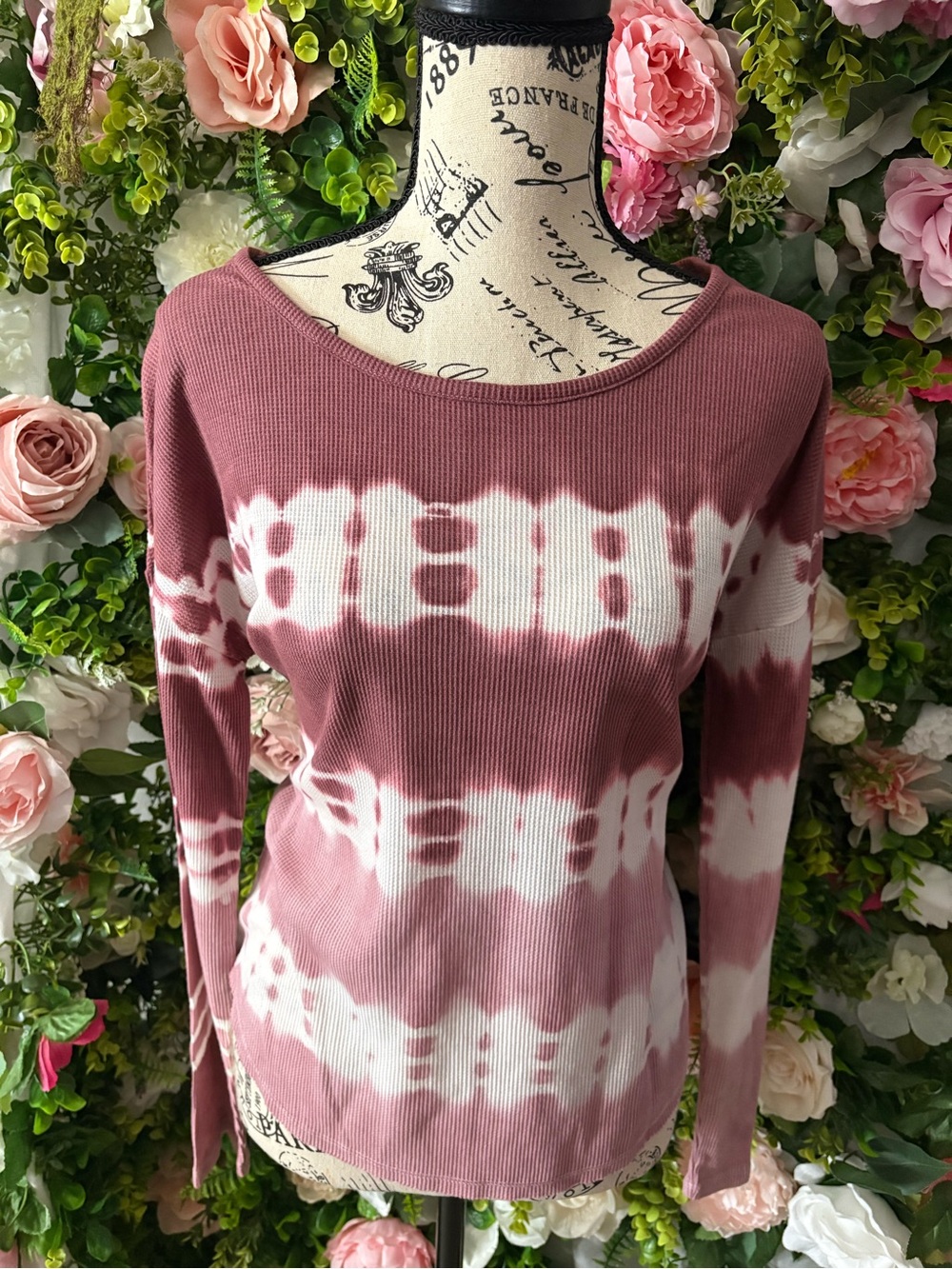 Go Couture Mauve and White Tie-Dye Long Sleeve Top